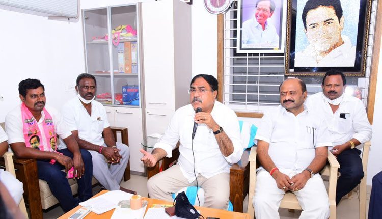 ఎమ్మెల్సీ ఎన్నికల్లో బీజేపీకి బుద్ధిచెప్పాలి : మంత్రి ఎర్రబెల్లి