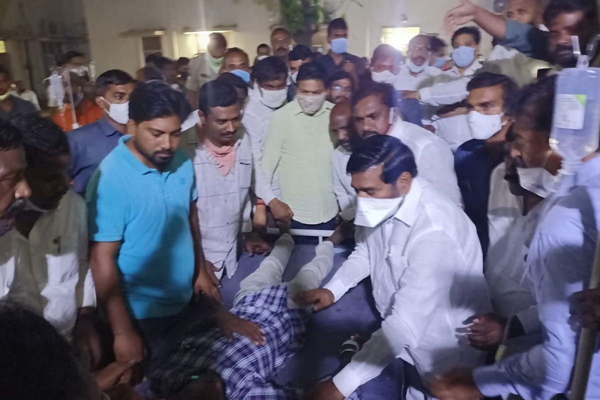 బాధితులను పరామర్శించిన మంత్రి జగదీశ్‌ రెడ్డి