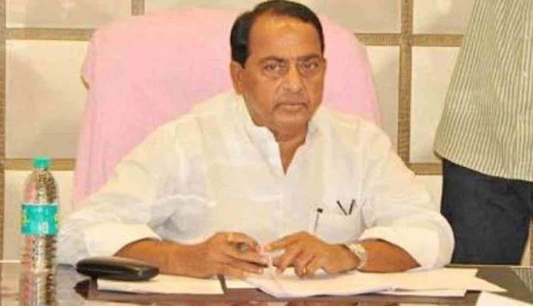 బ్యాంక్ ఉద్యోగుల సమ్మెకు మంత్రి అల్లోల సంఘీభావం