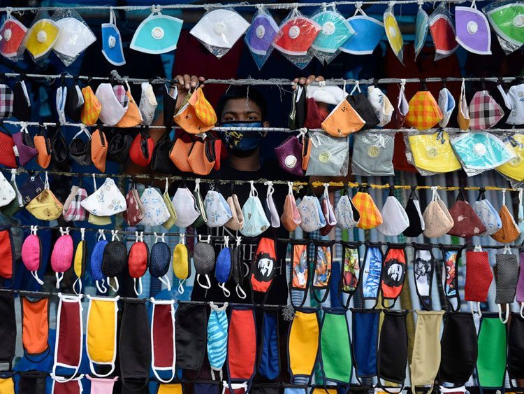 మాస్క్‌ మస్ట్‌ !