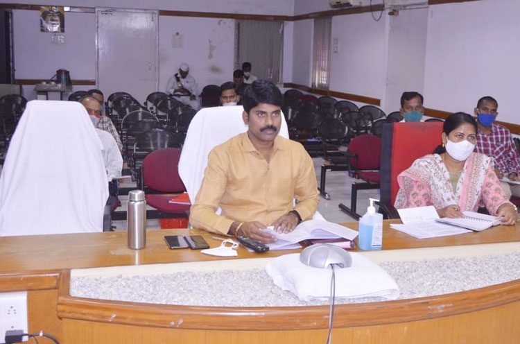 ఓటరు జాబితాను సిద్ధం చేయాలి