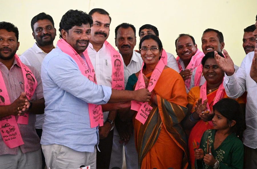 టీఆర్‌ఎస్‌తోనే అభివృద్ధి సాధ్యం