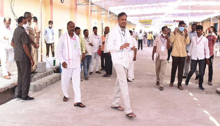 ఎమ్మెల్సీ ఓట్ల లెక్కింపు : నల్గొండలో ఆధిక్యంలో ‘పల్లా’