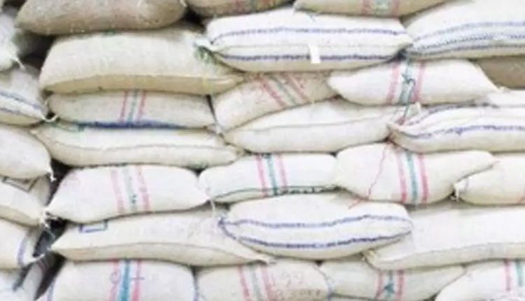 70 క్వింటాళ్ల పీడీఎస్‌ బియ్యం స్వాధీనం.. నలుగురి అరెస్టు