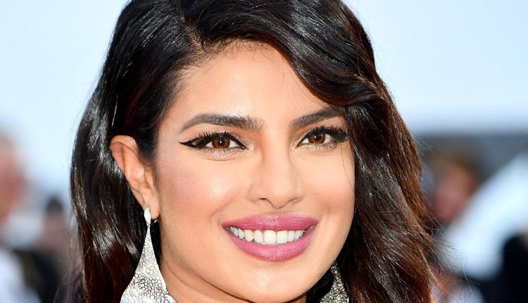 మనవాళ్లే అవమానించారు