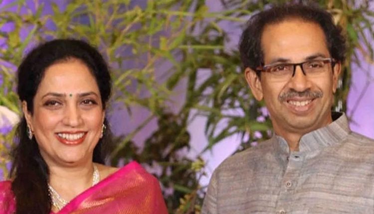 మహారాష్ట్ర సీఎం భార్యకు కరోనా పాజిటివ్