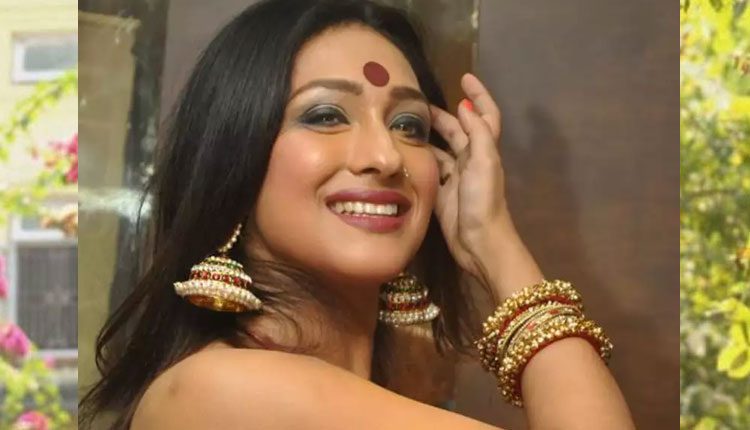 నటి రీతుపర్ణసేన్కు కరోనా పాజిటివ్