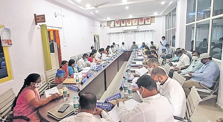 మున్సిపాలిటీని అభివృద్ధి చేస్తాం