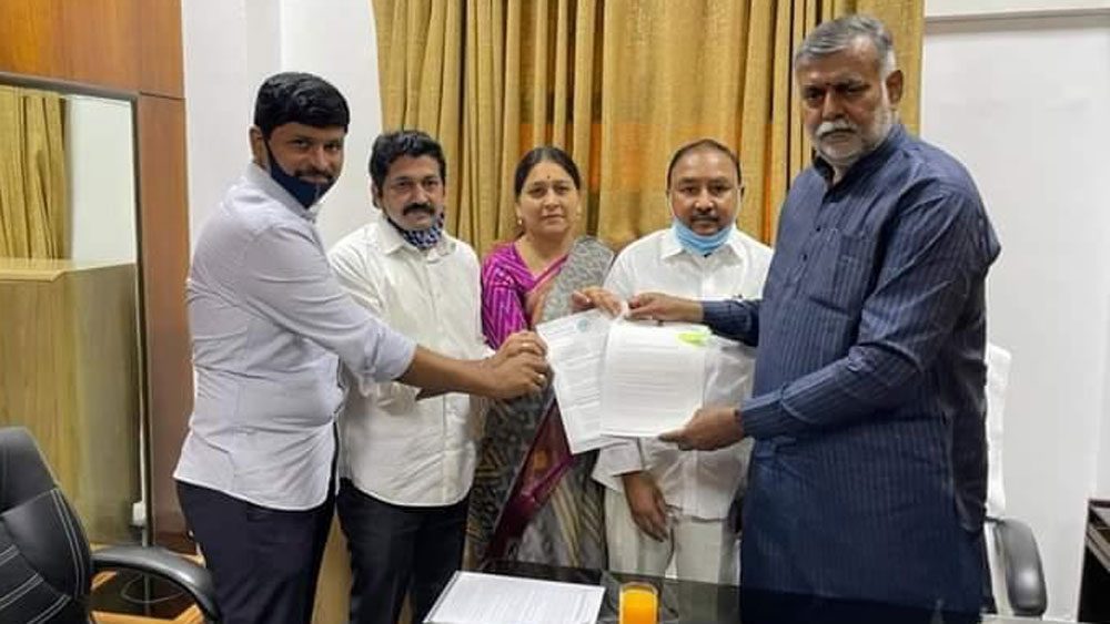 వేయిస్తంభాలగుడిని పునరుద్ధరించాలి