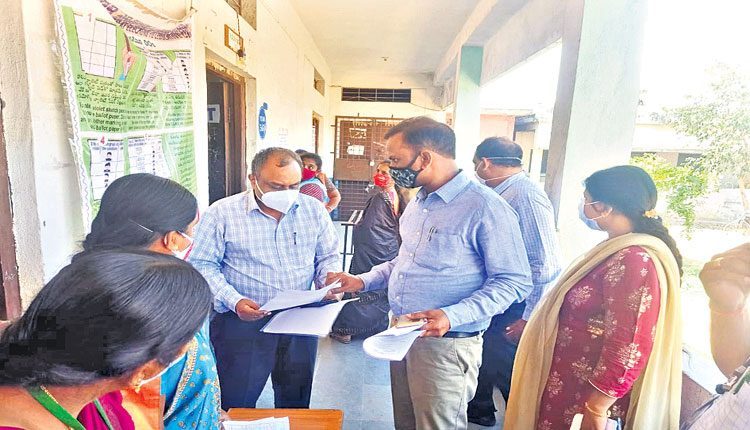 ప్రశాంతంగా పట్టభద్రుల పోలింగ్‌