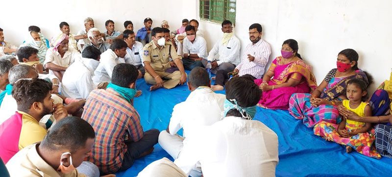 హక్కులకు భంగం కలిగిస్తే చర్యలు