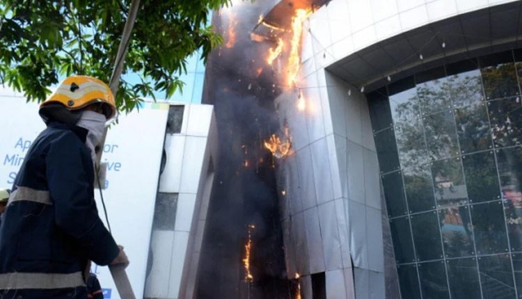 స‌న్‌రైజ్ ఆస్ప‌త్రిపై ఎఫ్ఐఆర్ న‌మోదు