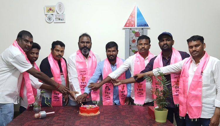 ఖతర్‌లో ఘనంగా ఎమ్మెల్సీ కవిత జన్మదిన వేడుకలు