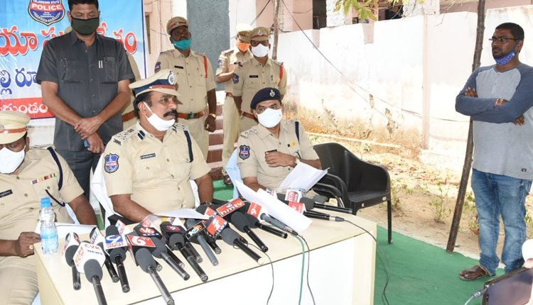 నకిలీ పాస్‌బుక్కుల కేసులో నిందితుడి అరెస్ట్