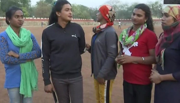 13 మంది ట్రాన్స్‌జెండ‌ర్స్‌కు పోలీస్ కొలువులు