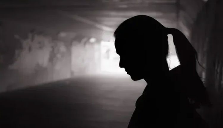 సవతి కూతురుపై ఐదేండ్లుగా లైంగికదాడి.. సర్దానాలో షాకింగ్‌ న్యూస్‌