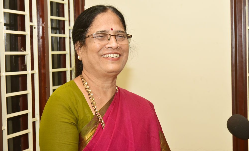 వెయ్యి అబద్ధాలపై నిజం గెలిచింది