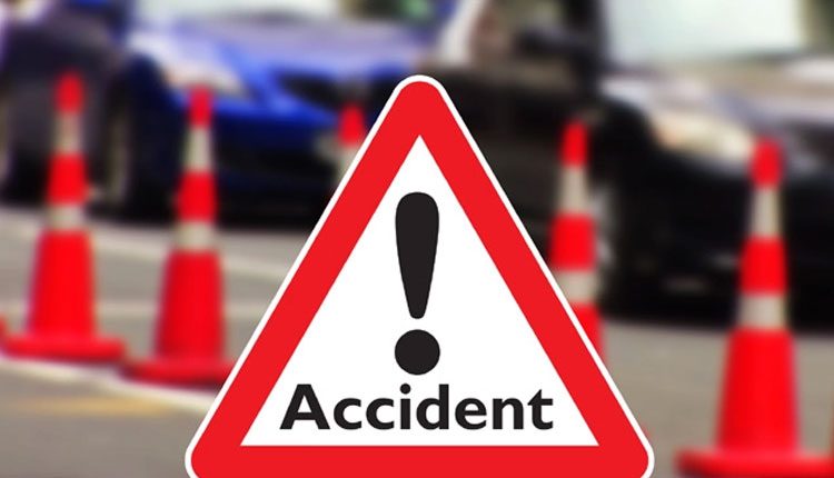 నెల్లూరు జిల్లాలో ఘోర ప్రమాదం.. 8 మంది మృతి