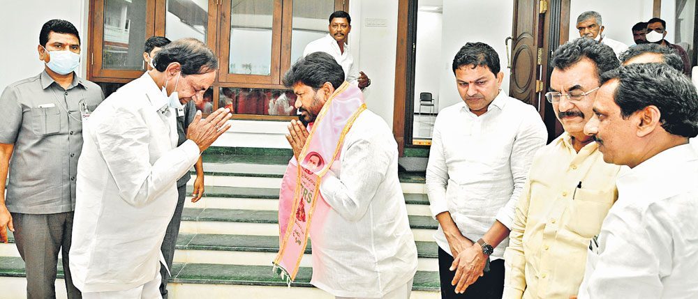 సాగర్‌లో బీజేపీకి షాక్‌