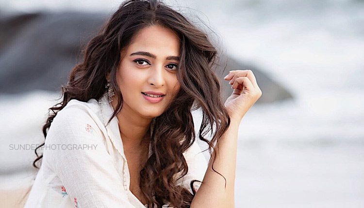 అనుష్క తర్వాతి సినిమాలో హీరో ఆ కుర్రాడా?