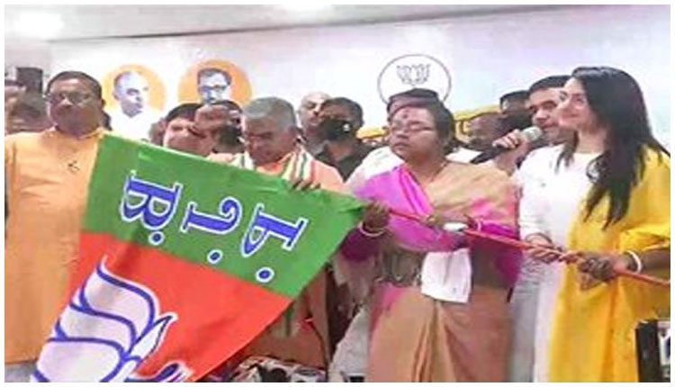 బెంగాల్‌ పోరు : ఐదుగురు ఎమ్మెల్యేలు గుడ్‌బై..దీదీ పార్టీకి ఎదురుదెబ్బ!