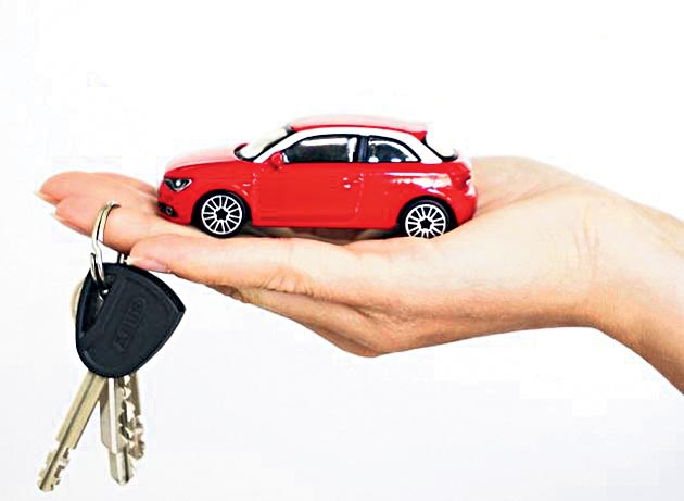 అప్పుపై కొనే కంటే లీజు కారు చౌక!