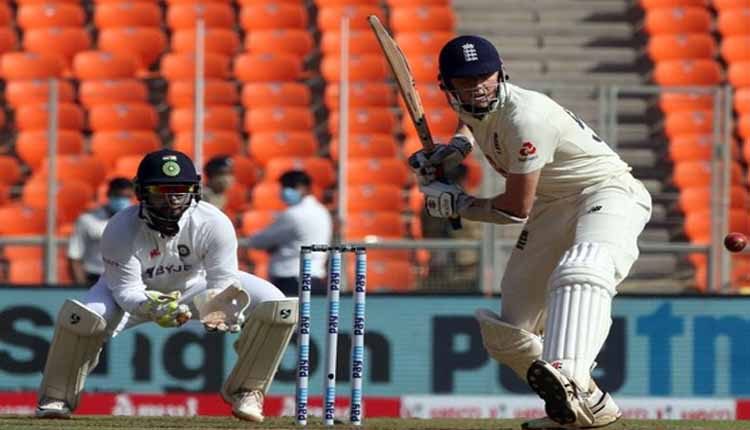 రిష‌బ్ పంత్ స్లెడ్జింగ్‌.. త‌ర్వాతి బంతికే క్రాలీ ఔట్‌.. వీడియో