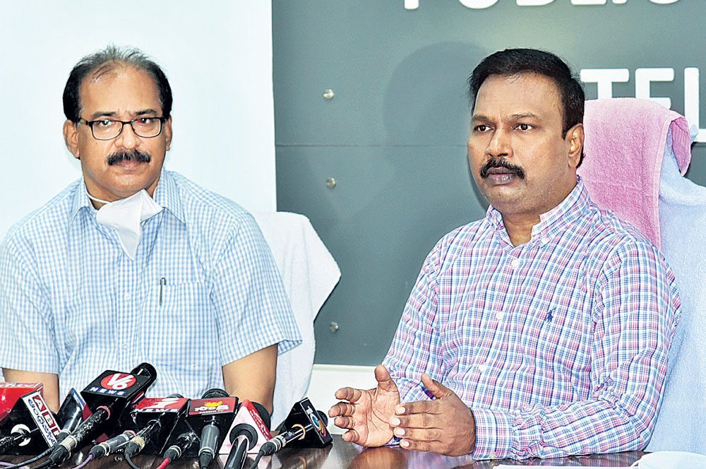 సెకండ్‌ వేవ్‌ భయాందోళన వద్దు!