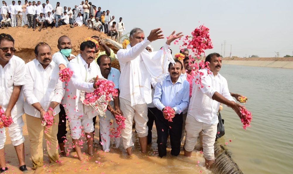 కూడవెళ్లి వాగుకు గోదావరి జలాలు