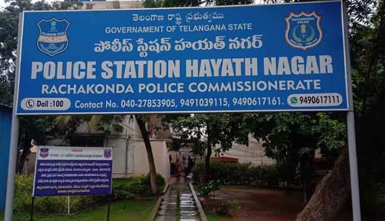 పండ్లు అమ్మే వ్యక్తి హత్య కేసులో ముగ్గురు అరెస్టు