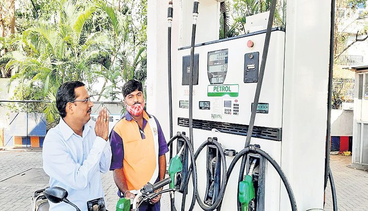 కమలం‘గ్యాస్‌’ తీశారు..