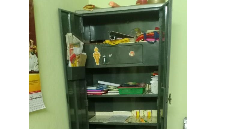 జ‌డ్చ‌ర్ల‌లో వ‌రుస‌గా భారీ చోరీలు..