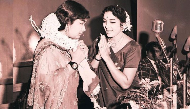 సావిత్రి త‌ర్వాత మ‌రో లెజెండ‌రీ న‌టి బ‌యోపిక్‌..!