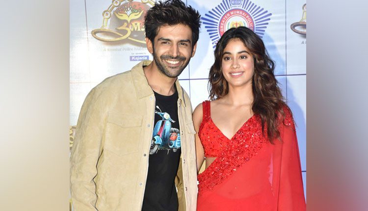 ఆ రోల్ చేయాలంటే అంద‌రూ సిగ్గు‌పడ‌తారు: జాన్వీక‌పూర్‌