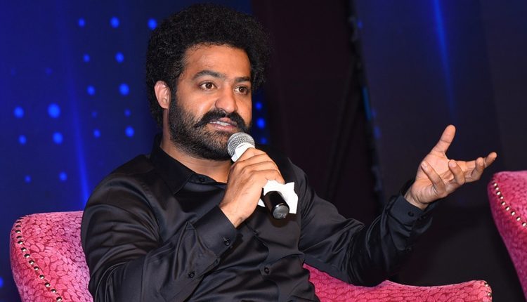 రాజ‌కీయాల‌పై నోరు విప్పిన జూనియ‌ర్ ఎన్టీఆర్