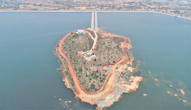 కాళేశ్వరం బ్యాక్‌వాటర్‌లో బోటింగ్‌