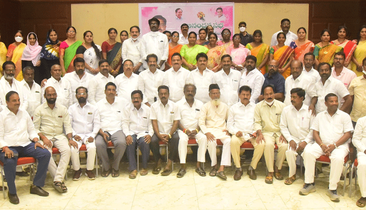 టీఆర్‌ఎస్‌తోనే నగరాభివృద్ధి