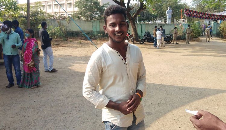 పోలీసుల అదుపులో ‘నకిలీ గ్రాడ్యుయేట్‌’