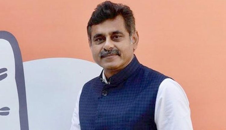 కాంగ్రెస్‌కు షాక్‌..బీజేపీలోకి మాజీ ఎంపీ కొండా విశ్వేశ్వర్‌రెడ్డి