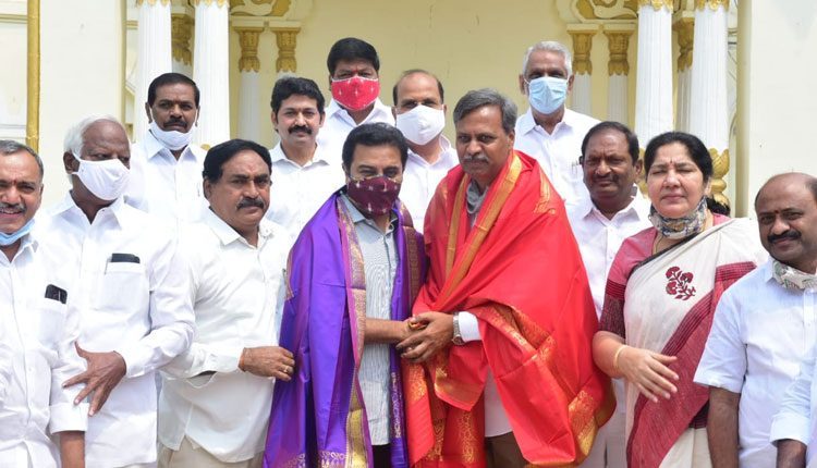 ఎమ్మెల్సీ పల్లా రాజేశ్వర్‌రెడ్డికి ఘన సన్మానం