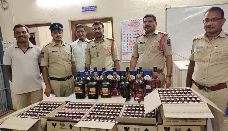 తెలంగాణ నుండి ఏపీకి మ‌ద్యం అక్ర‌మ ర‌వాణా.. ఇద్ద‌రు అరెస్టు