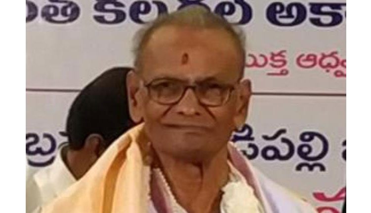 మడిపెల్లి భద్రయ్యకు ఉప‌రాష్ట్ర‌ప‌తి ప్ర‌శంస