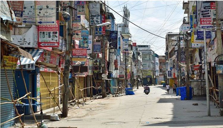 కొవిడ్‌-19 : మహారాష్ట్రలో పలు జిల్లాల్లో రాత్రి కర్ఫ్యూ, శివాలయం మూసివేత!