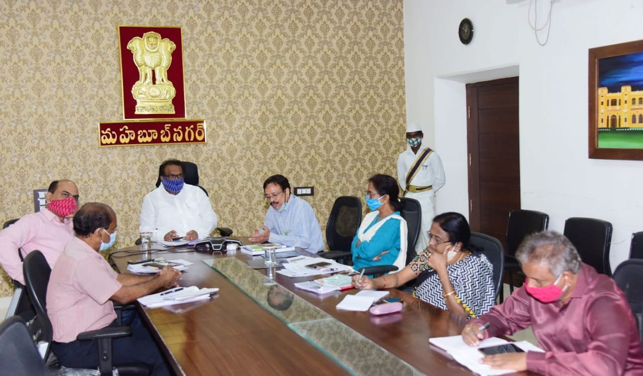 పాలమూరు ప్రాజెక్టు భూసేకరణ పూర్తి చేయాలి