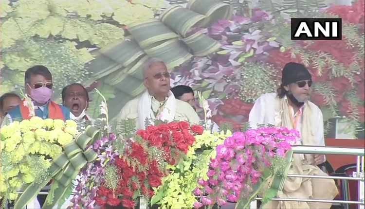 కాసేప‌ట్లో మోదీ ర్యాలీ.. స్టేజ్‌పై మిథున్ చ‌క్ర‌వ‌ర్తి