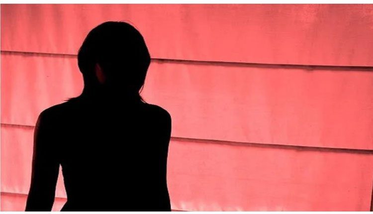 పెండ్లి పేరుతో ఫ్యాషన్‌ డిజైనర్‌పై చార్టెడ్‌ అకౌంటెంట్‌ లైంగిక దాడి!