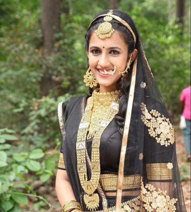 తెలుగులో నిహారిక కొణిదెల నటించిన తమిళ చిత్రం