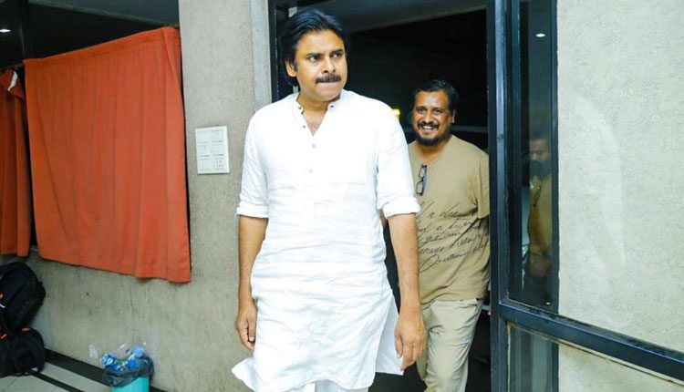 ఇంట‌ర్వ్యూల‌కు ప‌వ‌న్‌క‌ల్యాణ్ గ్రీన్ సిగ్న‌ల్‌..!