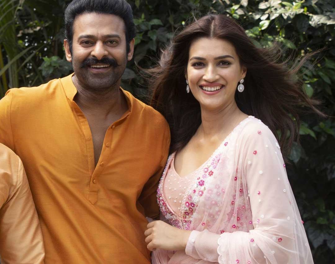 ఆదిపురుష్ : గ్రీన్ మ్యాట్‌తోనే స‌గానికి పైగా సినిమా