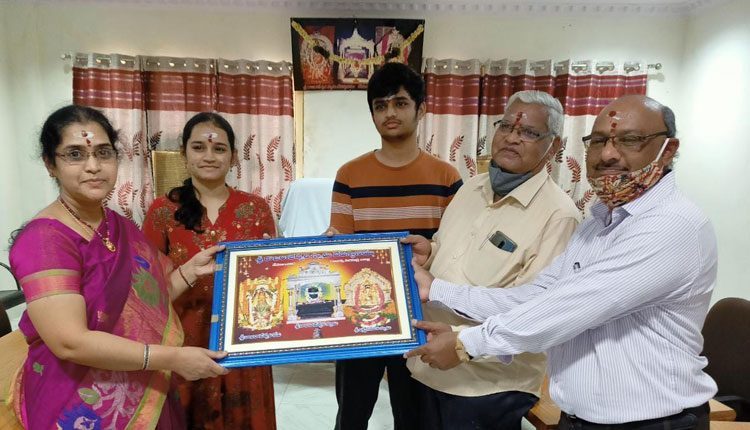 వేములవాడ రాజన్న సన్నిధిలో ప్రముఖులు